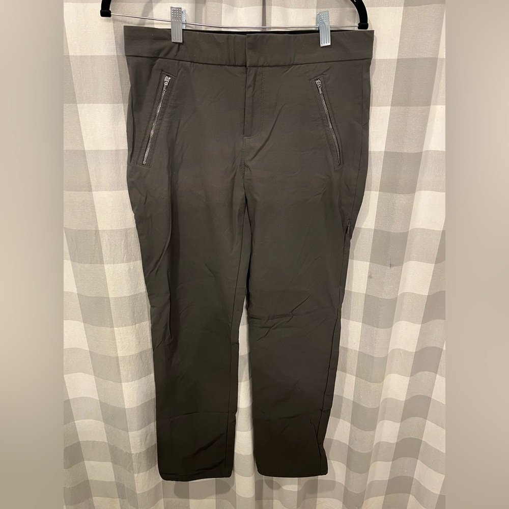 Athleta Women’s Dark Gray Cargo Pants